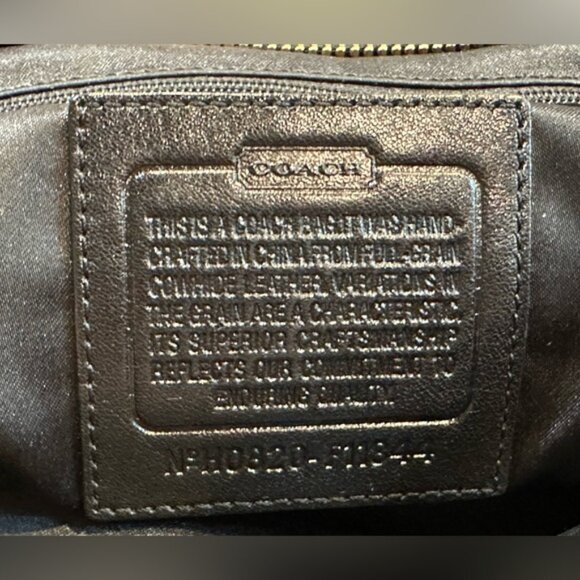 COACH Black Leather Shoulder Handbag‎ - Picture 4 of 15